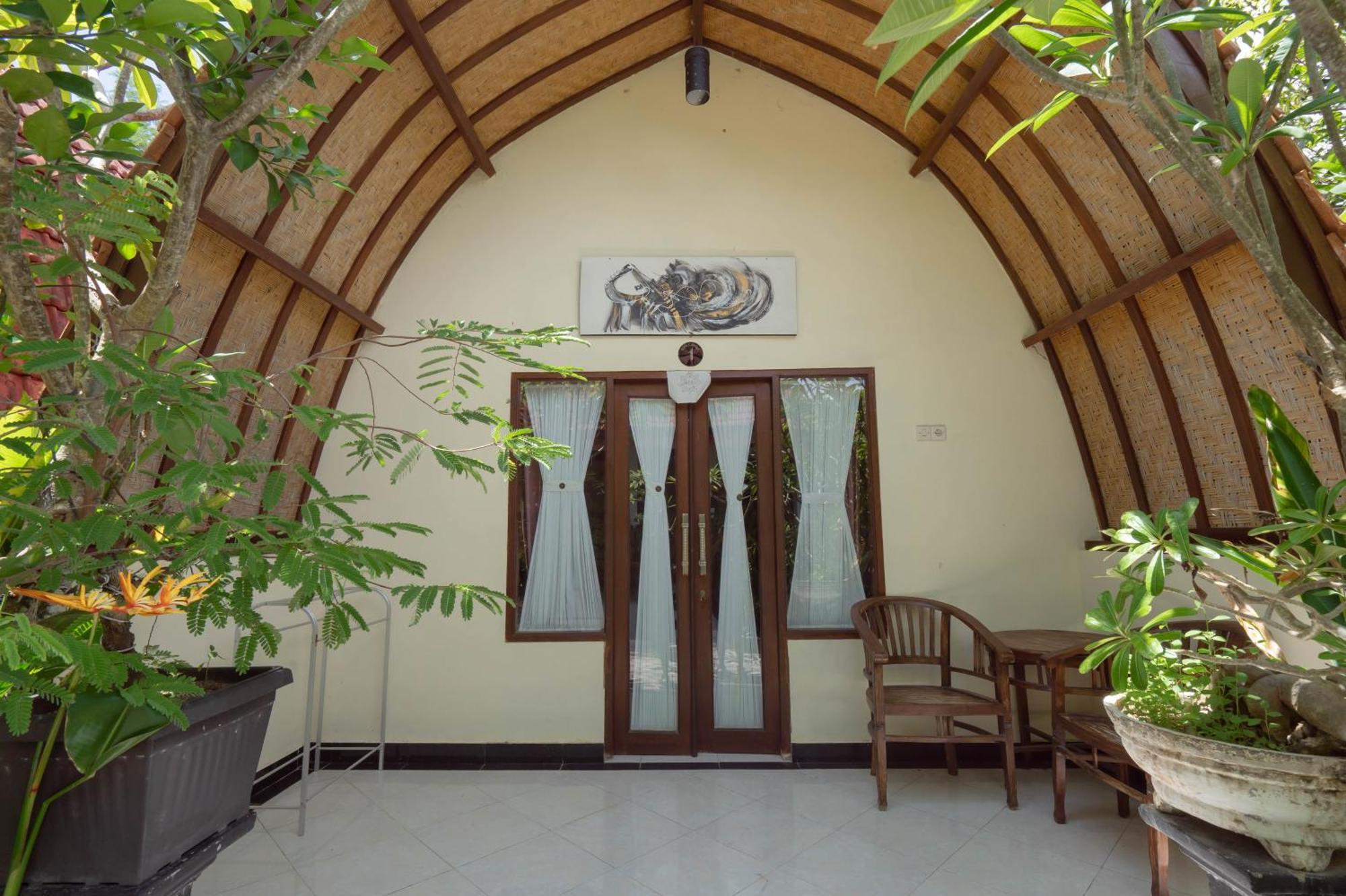 Ratu Cottage By Ourstory Travels Batununggul Extérieur photo
